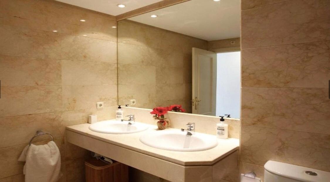Marina Banus Center Puerto Banus Apartment Marbella Bagian luar foto